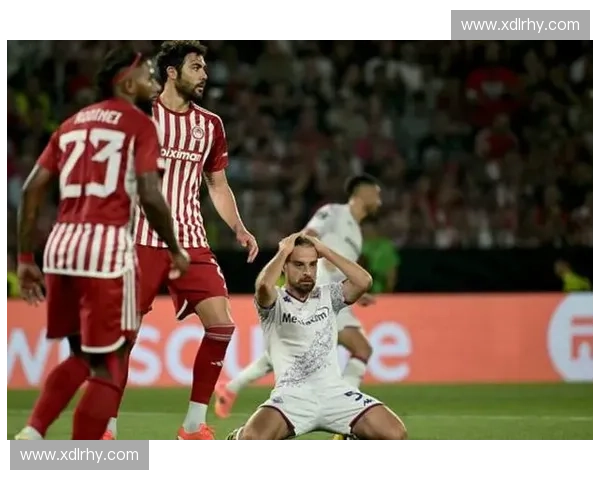 欧联杯激战正酣多支豪门鏖战绿茵争夺欧洲次级桂冠荣誉